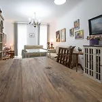 El Paseo De La Alameda De Apartament Kadyks