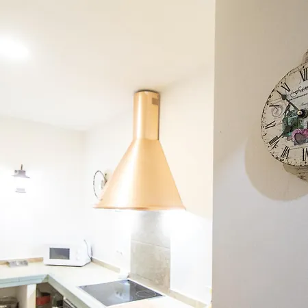 Apartamento El Paseo De La Alameda De