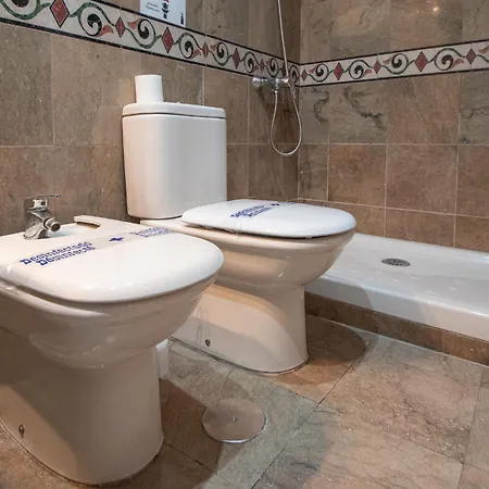 El Paseo De La Alameda De * Cádiz