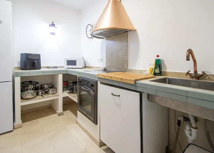 Apartment El Paseo De La Alameda De *