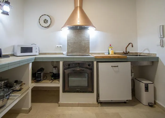 Apartment El Paseo De La Alameda De