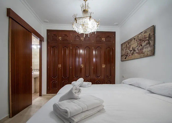 El Paseo De La Alameda De Apartment